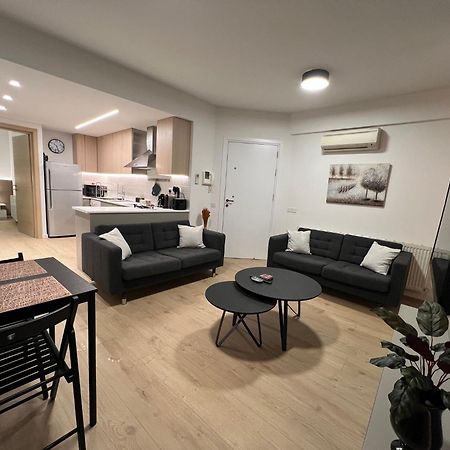 Strovolos Daniela'S Modern Apartment מראה חיצוני תמונה